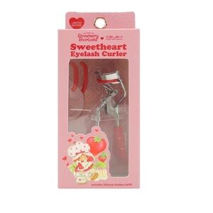 Celavi x Strawberry Shortcake Sweetheart Eyelash Curler